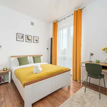 Apartman House In Saint-pabu Near Sandy Beaches Varsó