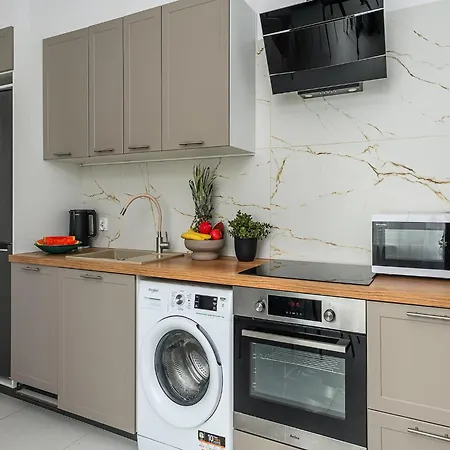 Apartman House In Saint-pabu Near Sandy Beaches *